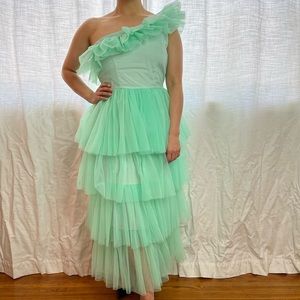 Layer tulle dress